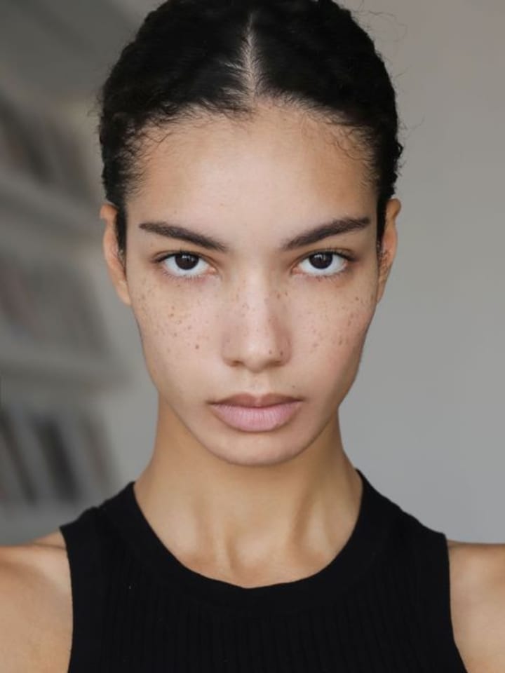 Elise Kouzou — portrait