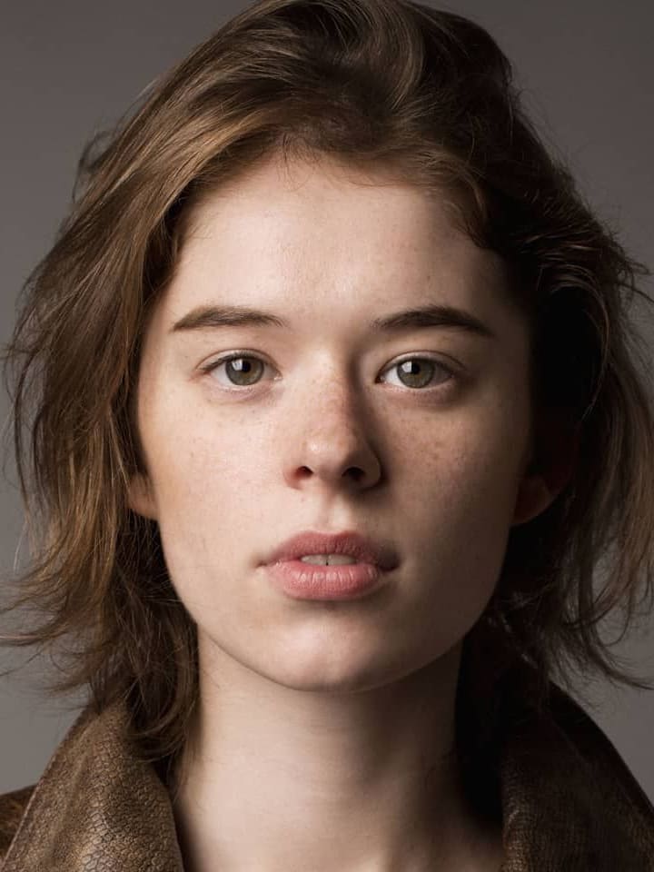 Dasha Yourtchouk — portrait