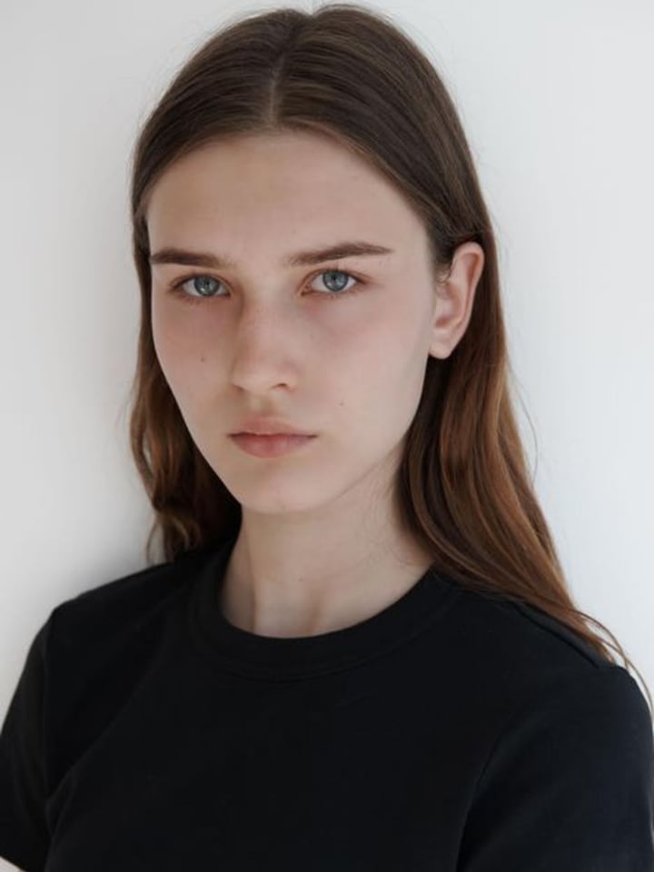 Annika Dumina — portrait