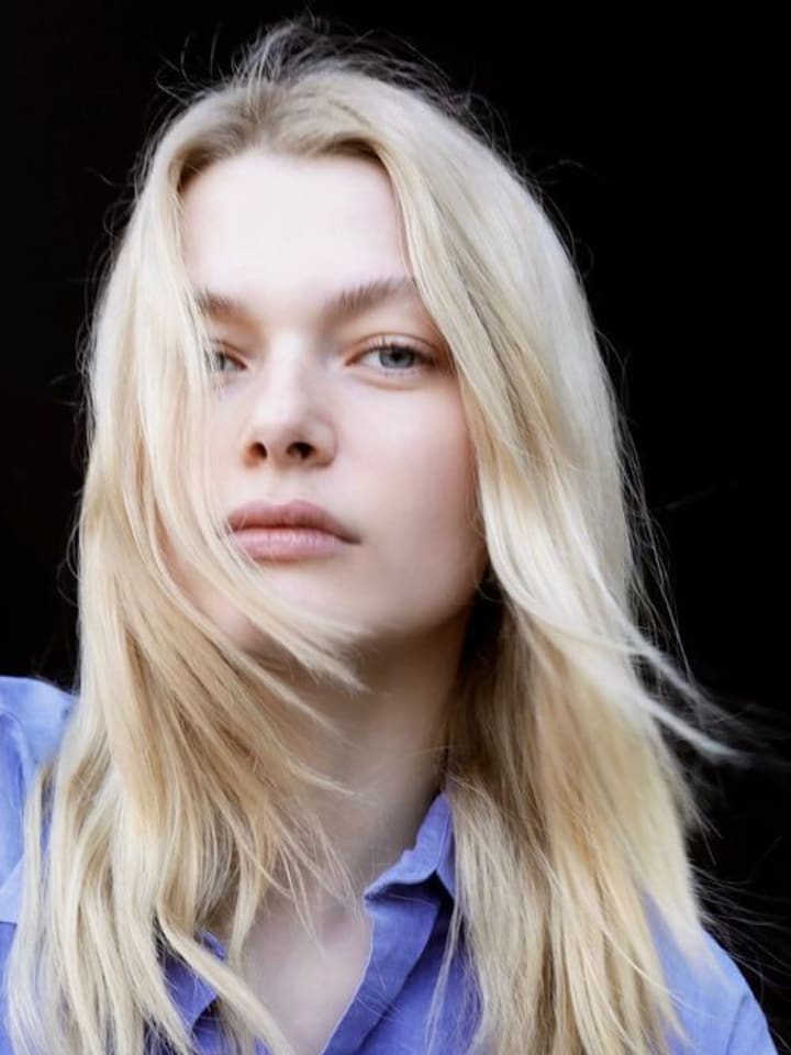 Louise Robert — portrait