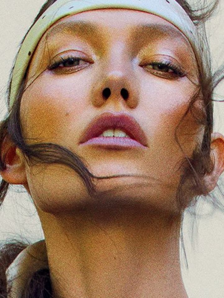 Karlie Kloss — portrait