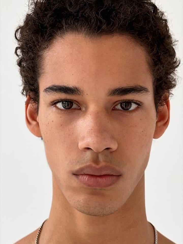 Kyan Mensah — portrait