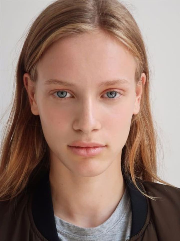 Sarah Dahl — portrait