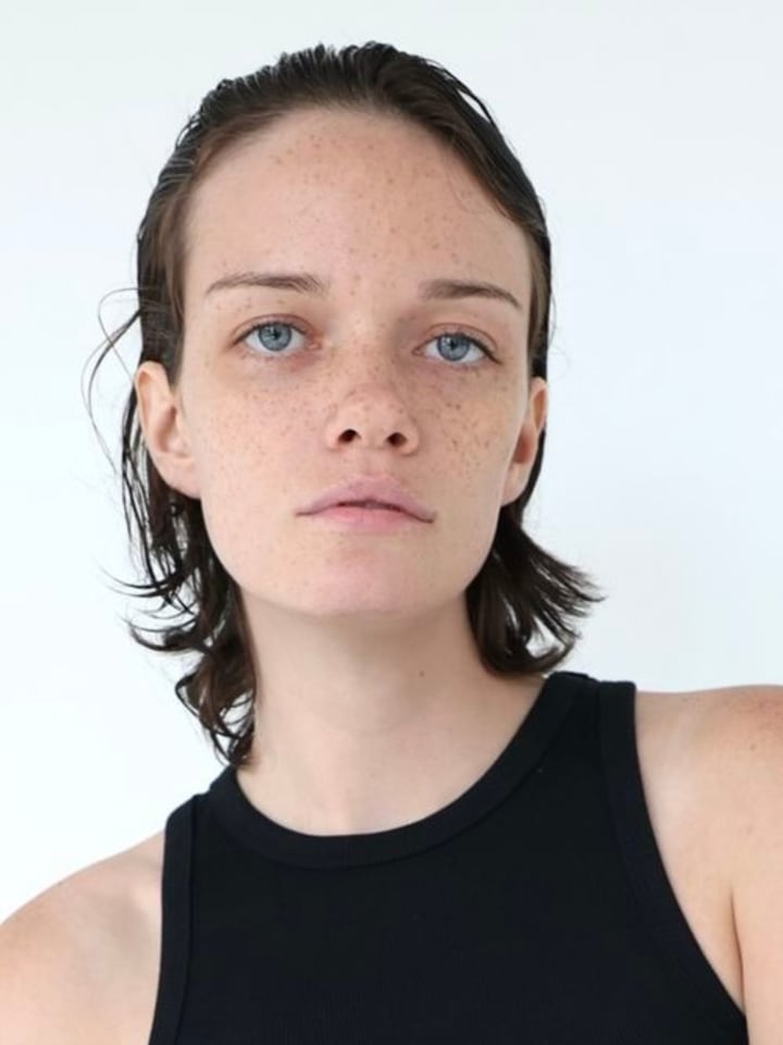 Megan Miles — portrait