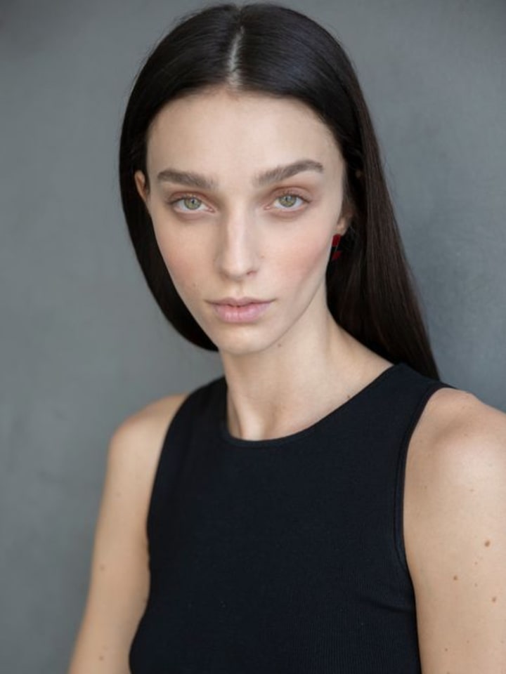 Larissa Marchiori — portrait