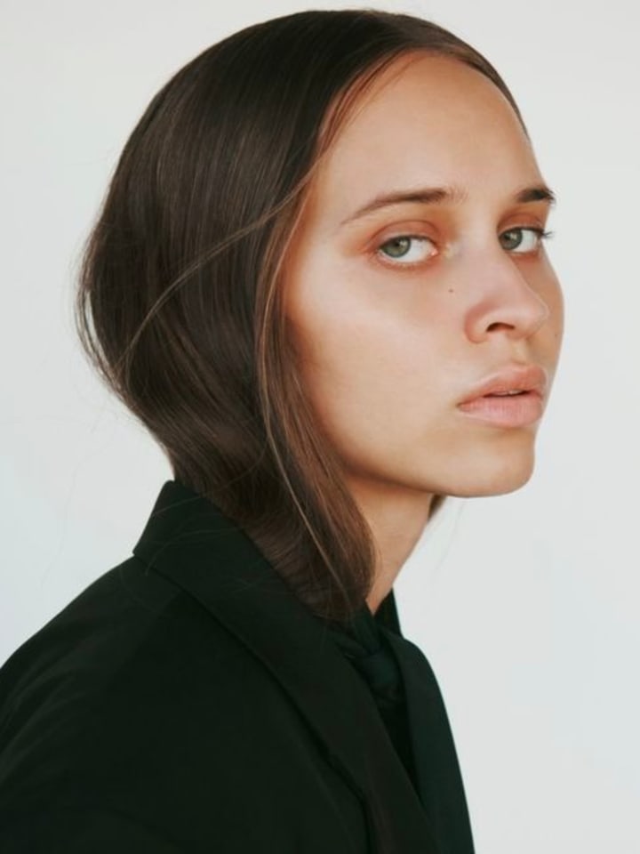 Dia Crosse — portrait