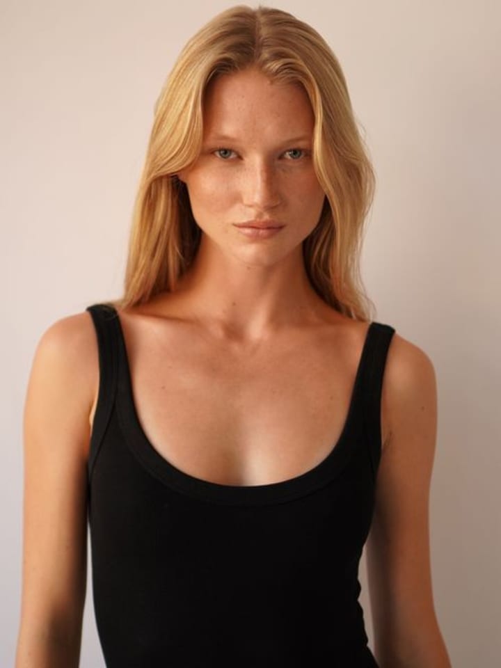 Evelina Lauren — portrait
