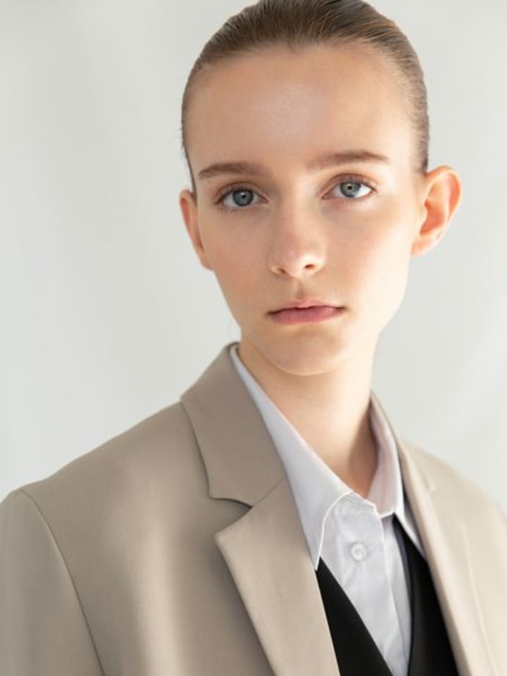 Bethany Duffy — portrait