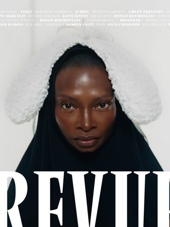 Debra Shaw — portrait