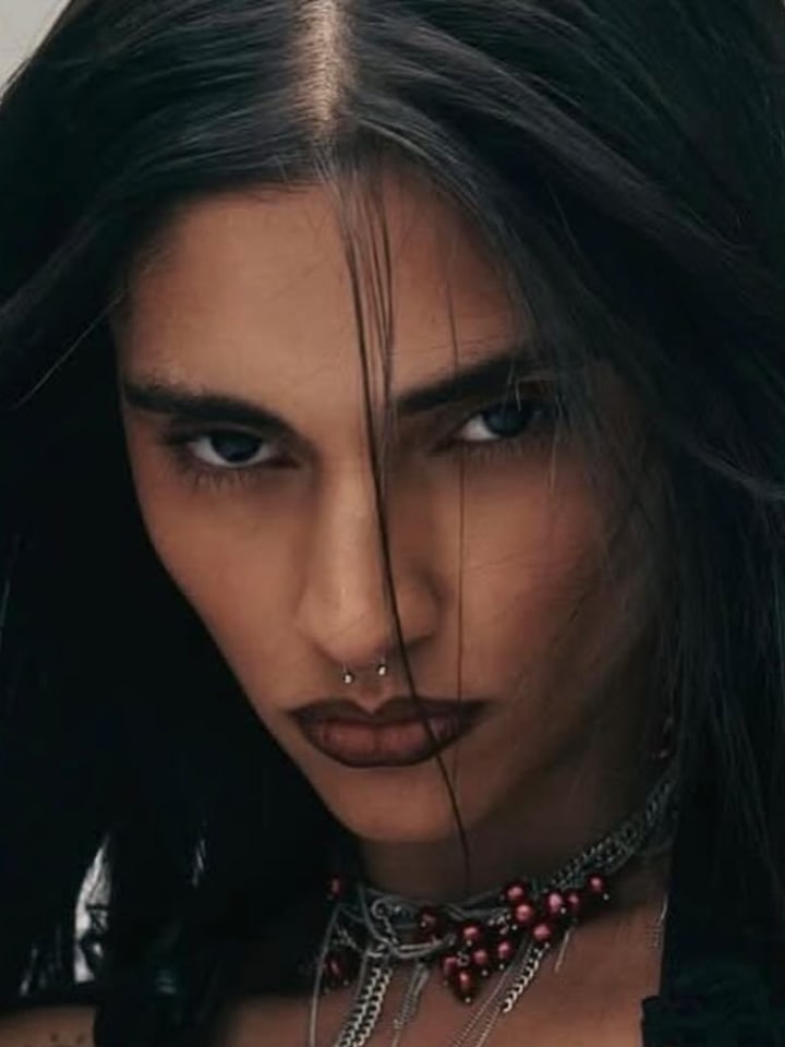 Yânca — portrait