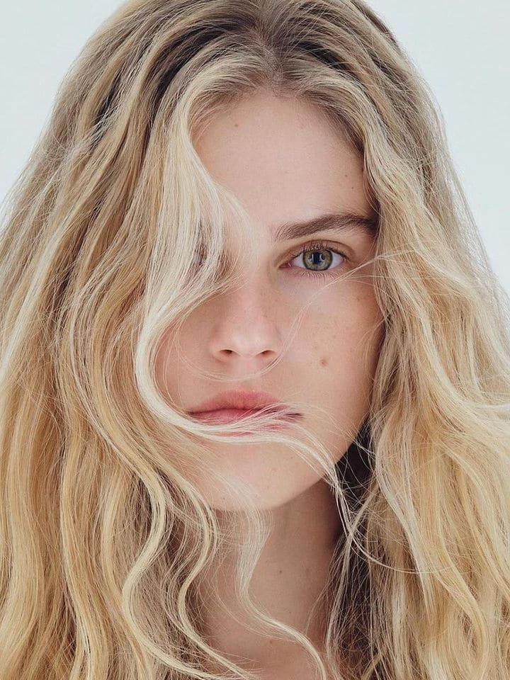 Diana Helzina — portrait
