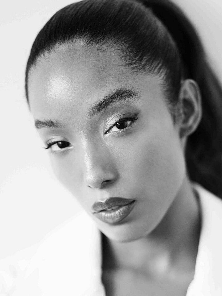 Roxy Pryor — portrait