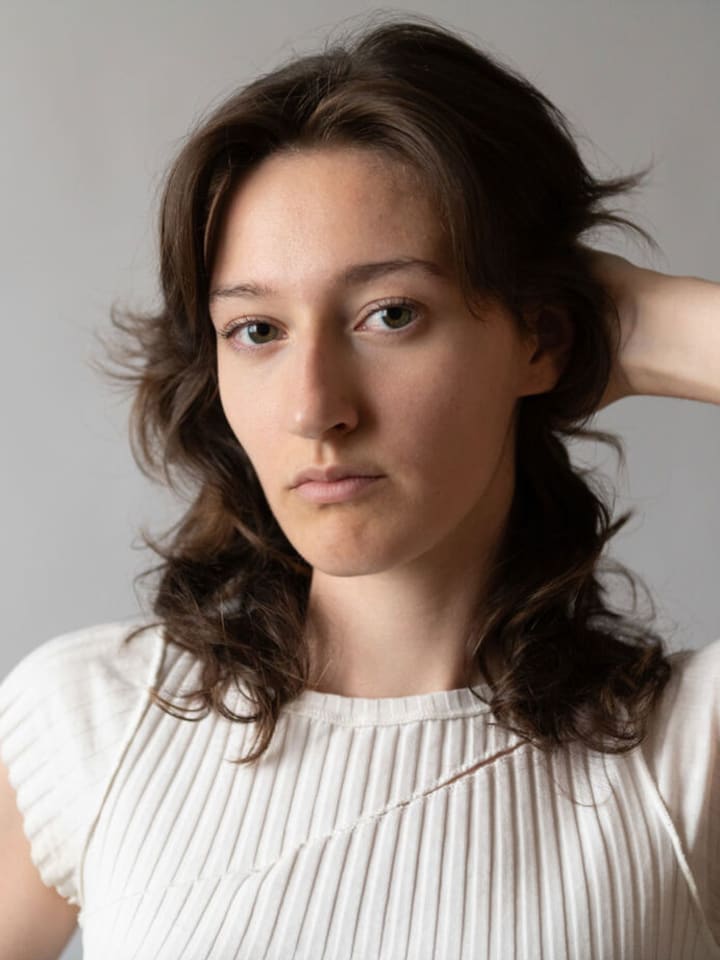 Sheila P — portrait