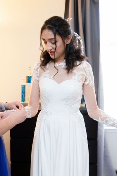 Rochelle, a Lace & Liberty bride, in her modest wedding dress
