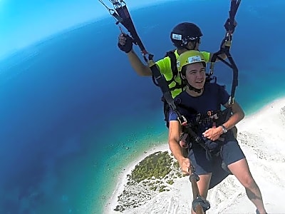 Tandem paragliding Albania (Llogara)