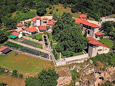 Monastery Tour Treskavec and Zrze with Lunch from Skopje
