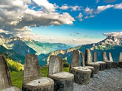Semi – Private Hiking Tour; Theth & Blue Eye in 3 Days