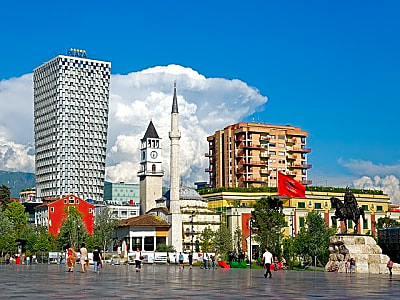 TIRANA Walking Tour: Discover the ever-changing capital city
