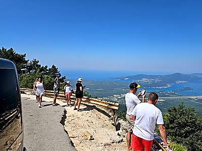 Private Tour: Kotor - Lovćen National Park & Njeguši