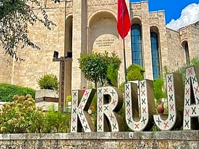 From Tirana: Kruja castle, Old Bazaar & Sarisalltik view point