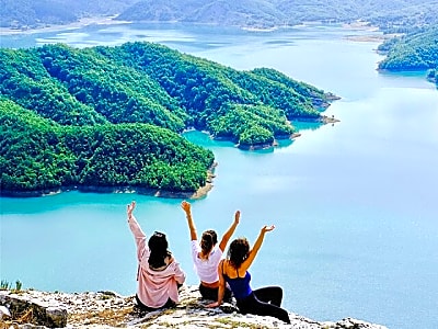 Bovilla Lake & Gamti Mountain: Private SUV Adventure from Durrës