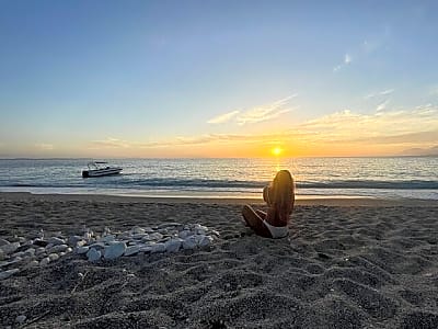 Sarandë Velvet Horizons: A Dreamlike Sunset Cruise with Prosecco