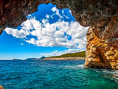 Private Boat for Large Groups: Blue Cave & Lady of the Rocks