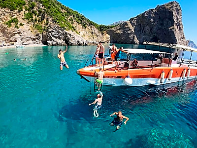 Boat Tour in Montenegro