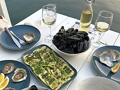 3 Hours Private Boat Tour through Boka Bay and Mussel Farm Visit
