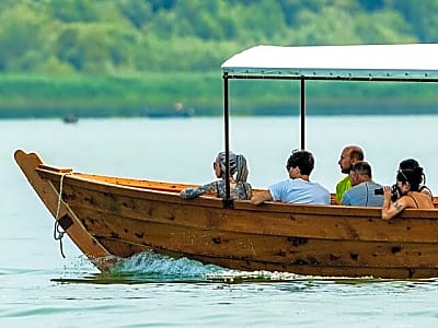 Semi-private Skadar Lake Boat Tour with Wine from Virpazar