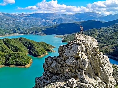 One Day Hike to Lake Bovilla from Tirana