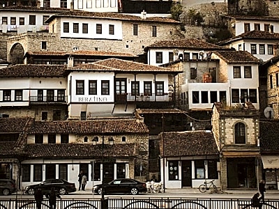 Berat City Castle and Belshi Lake Guided Tour from Durres