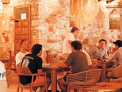 Wine Tasting Tour with Blue Eye and Lekursi Castle Sunset