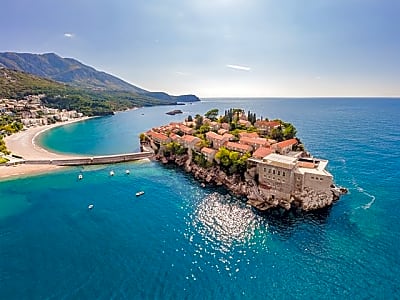 Durrës/Golem: Day Tour of Montenegro, Budva and Sveti Stefan
