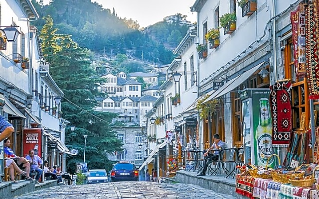 Tour of South Albania and UNESCO in 4 Days – An epic Journey in Toskeria