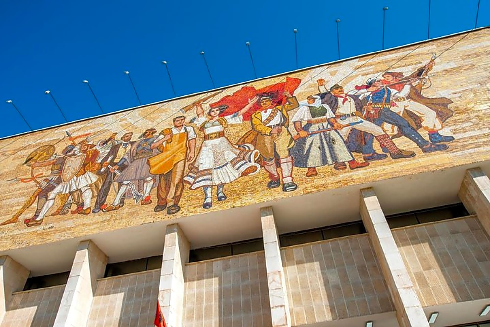Tirana Sightseeing Walking Tour - Image 1