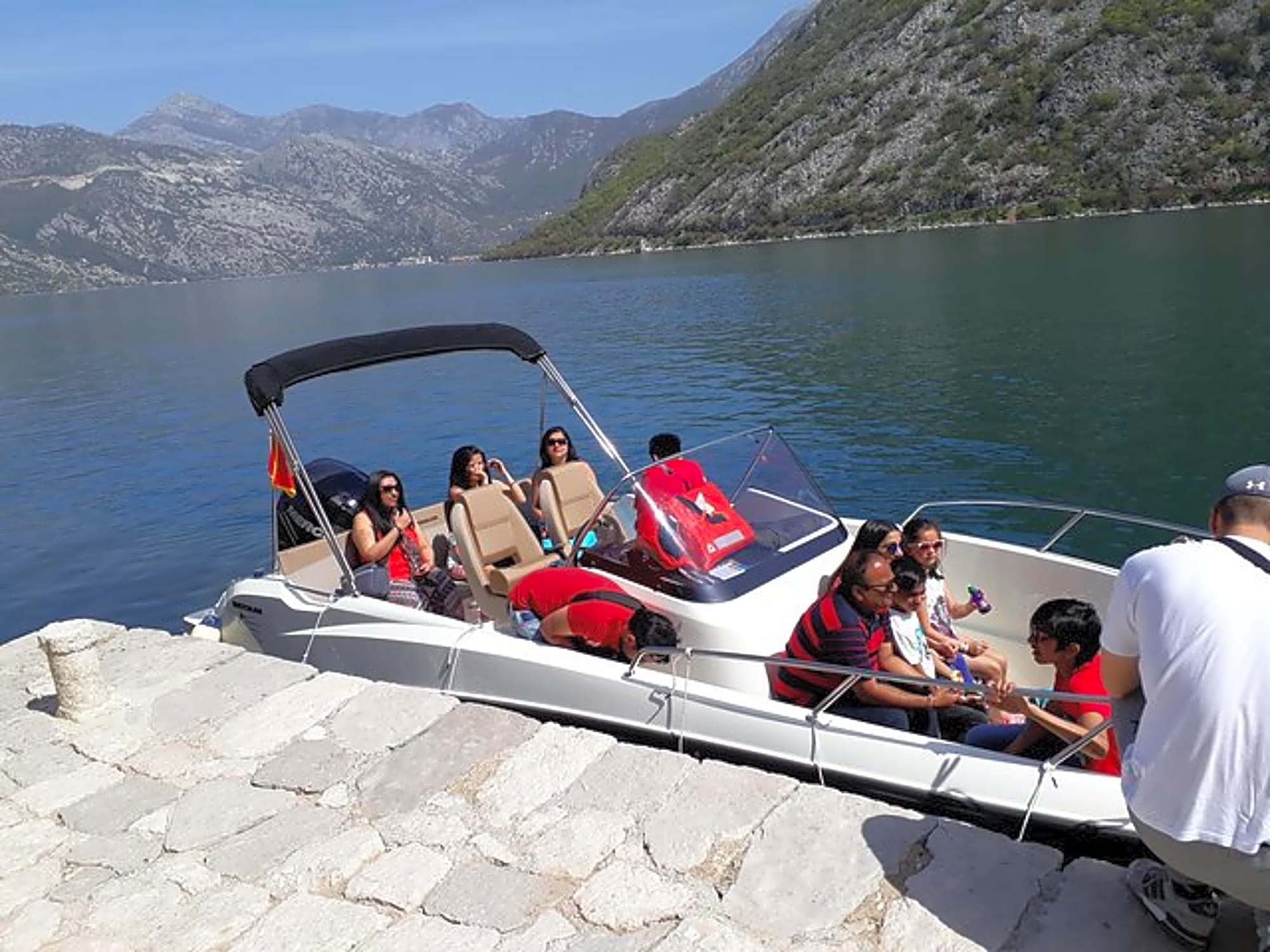 Private tour with speed boat - Perast and Lady of the rock - Image 1