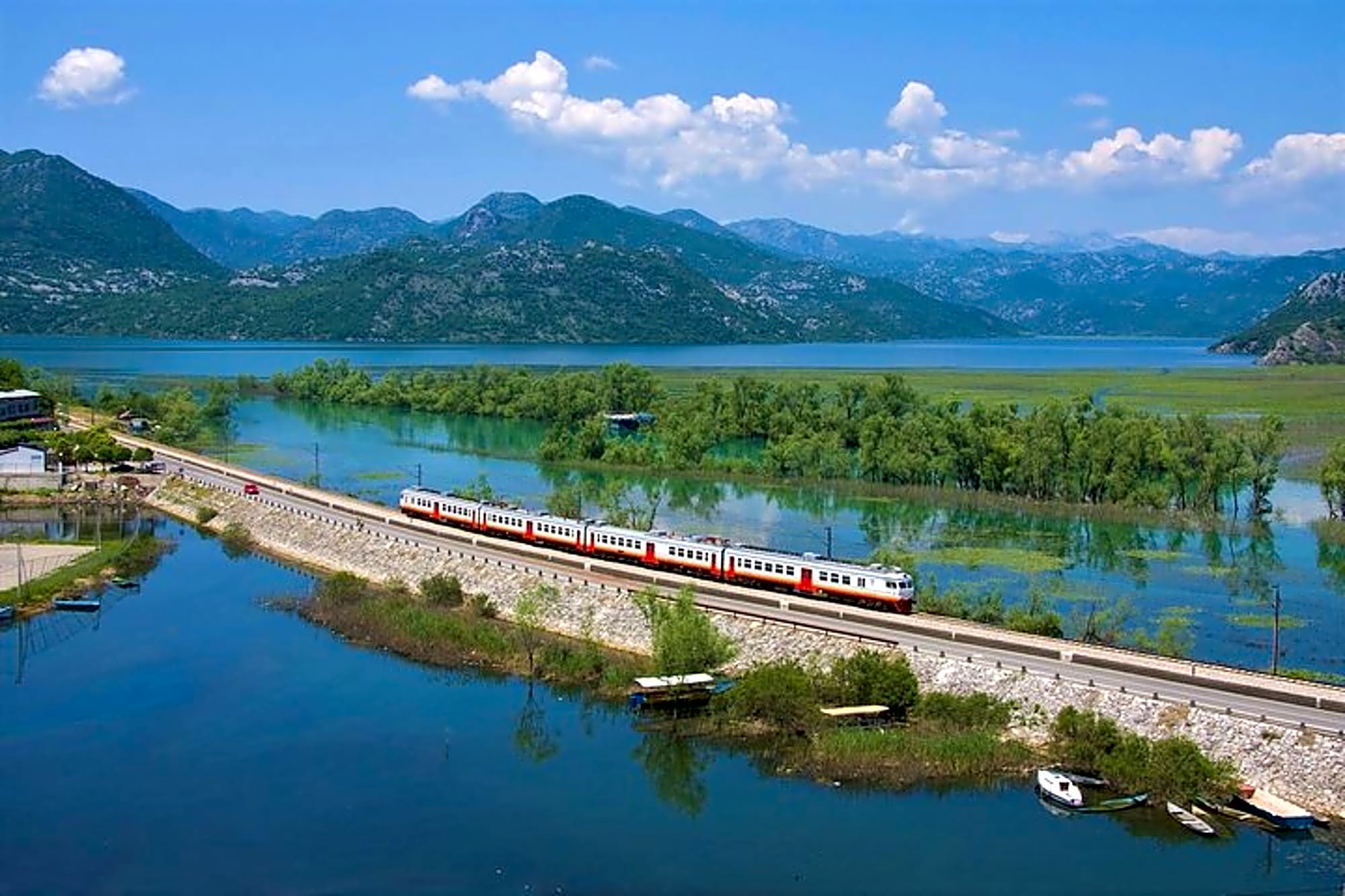 Tour by train - Image 1