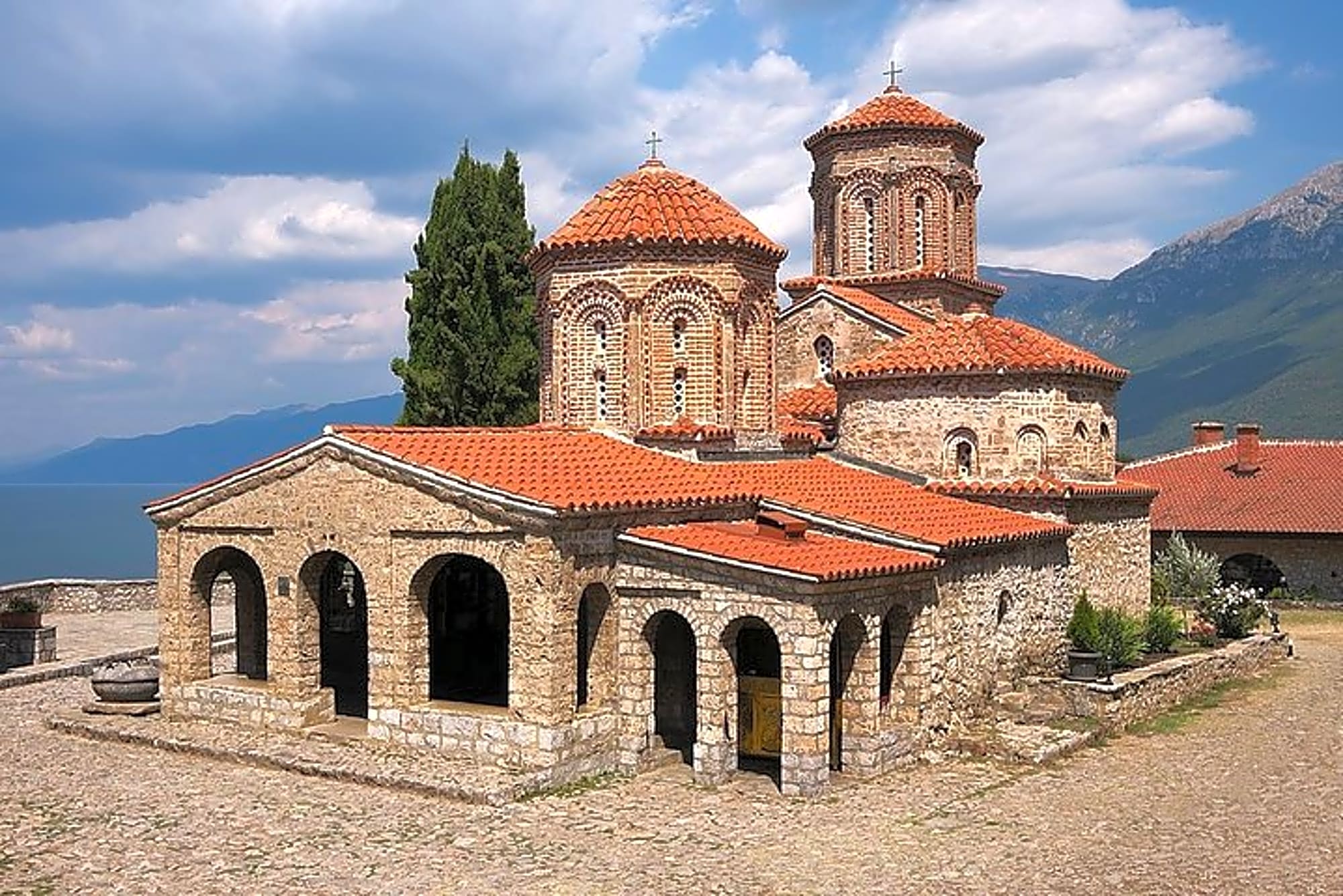 Hidden Europe Tour - Image 1