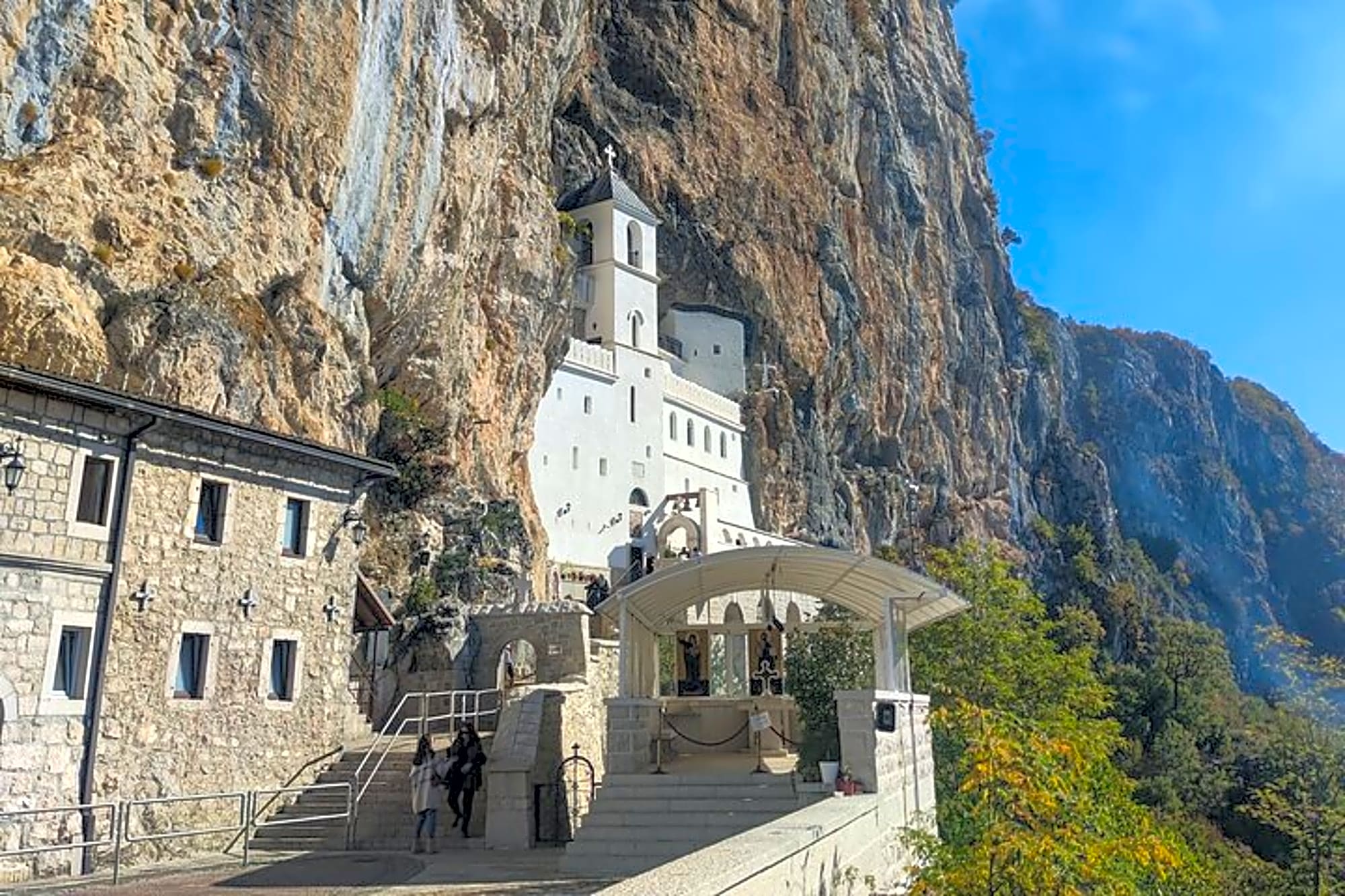 Montenegro Monastery Tour: Ostrog - Zdrebaonik - Dajbabe - Image 1