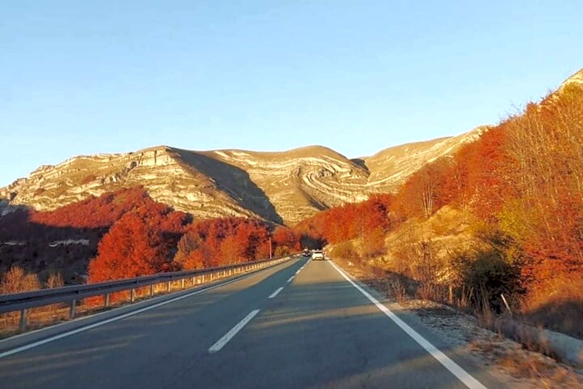 Private transfer from Podgorica Airport and city to Tirana - Image 1