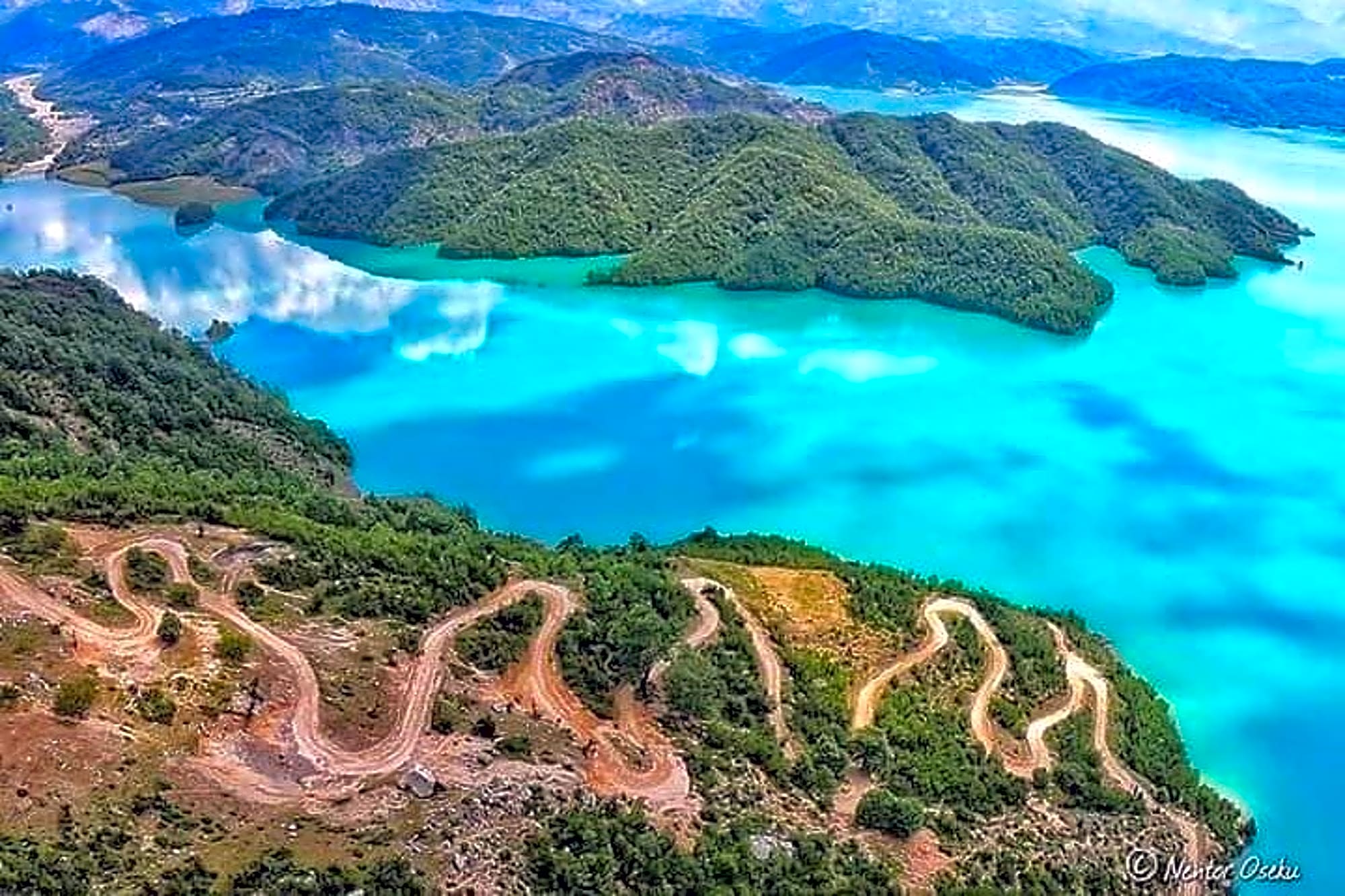 Bovilla lake Hiking Experience - Image 1