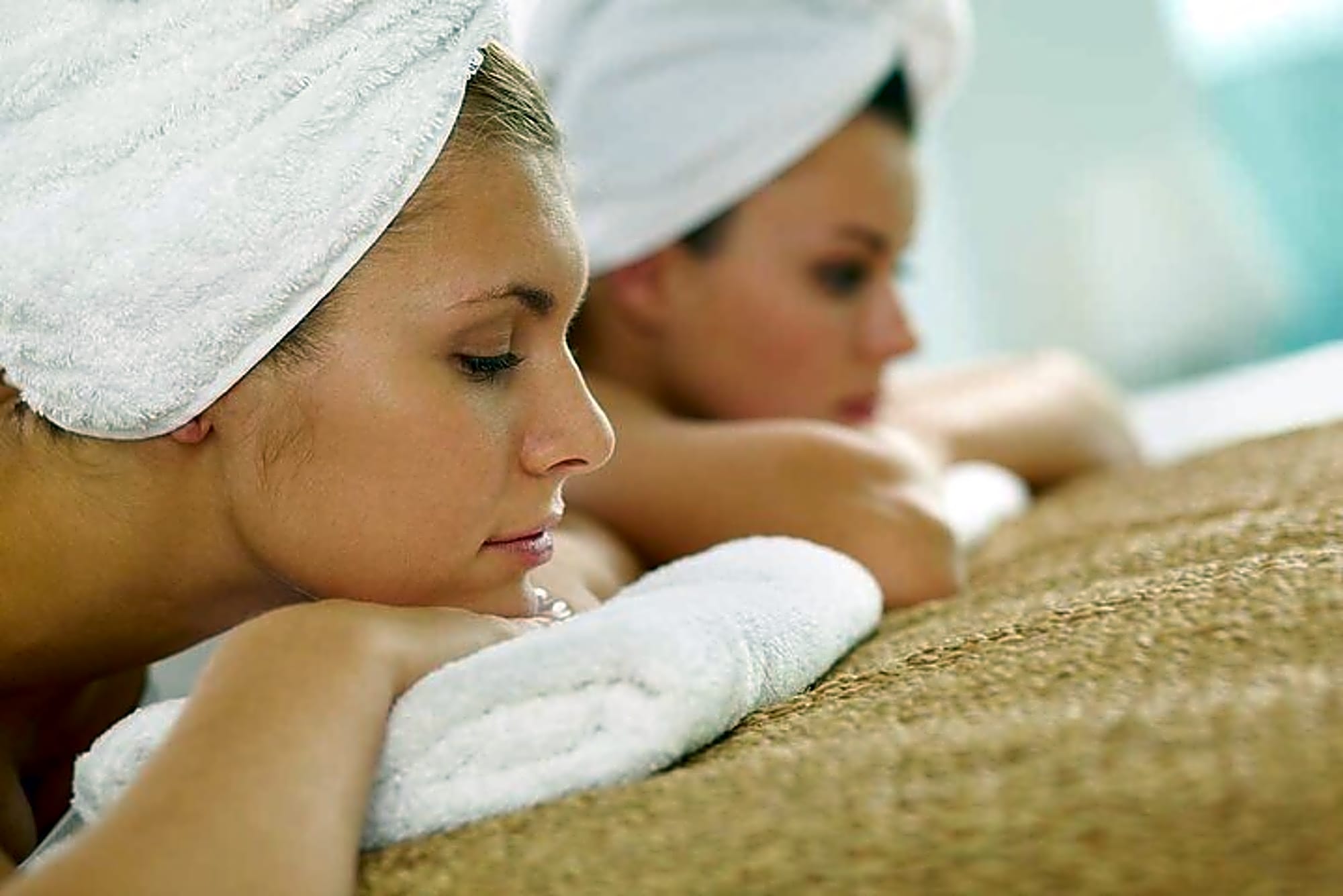 Couple Massage - Image 1
