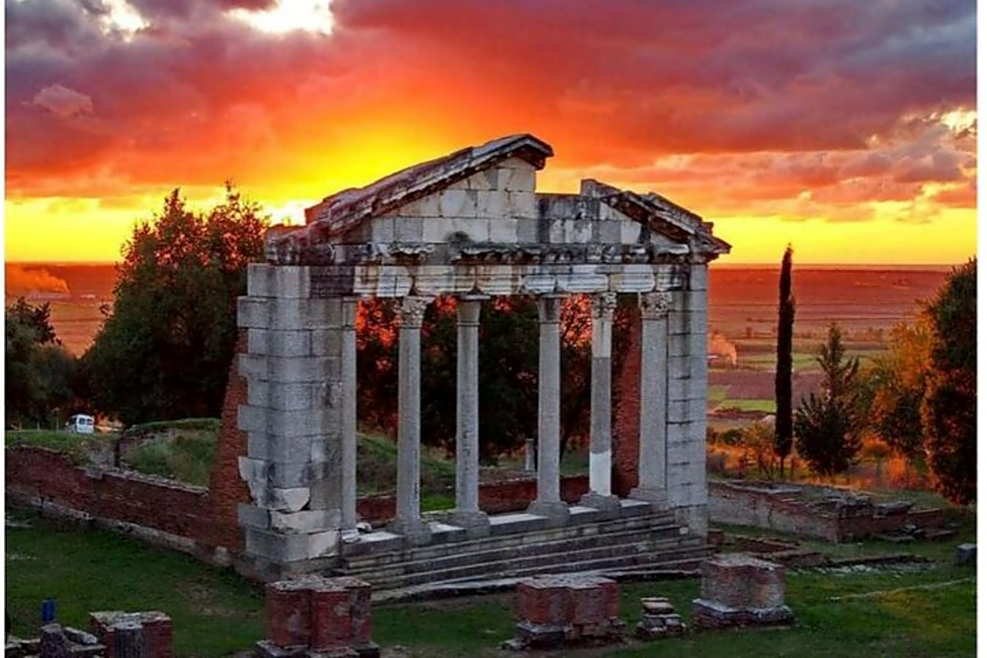 Durres Two Day Bus Tour from Rinas - Image 1