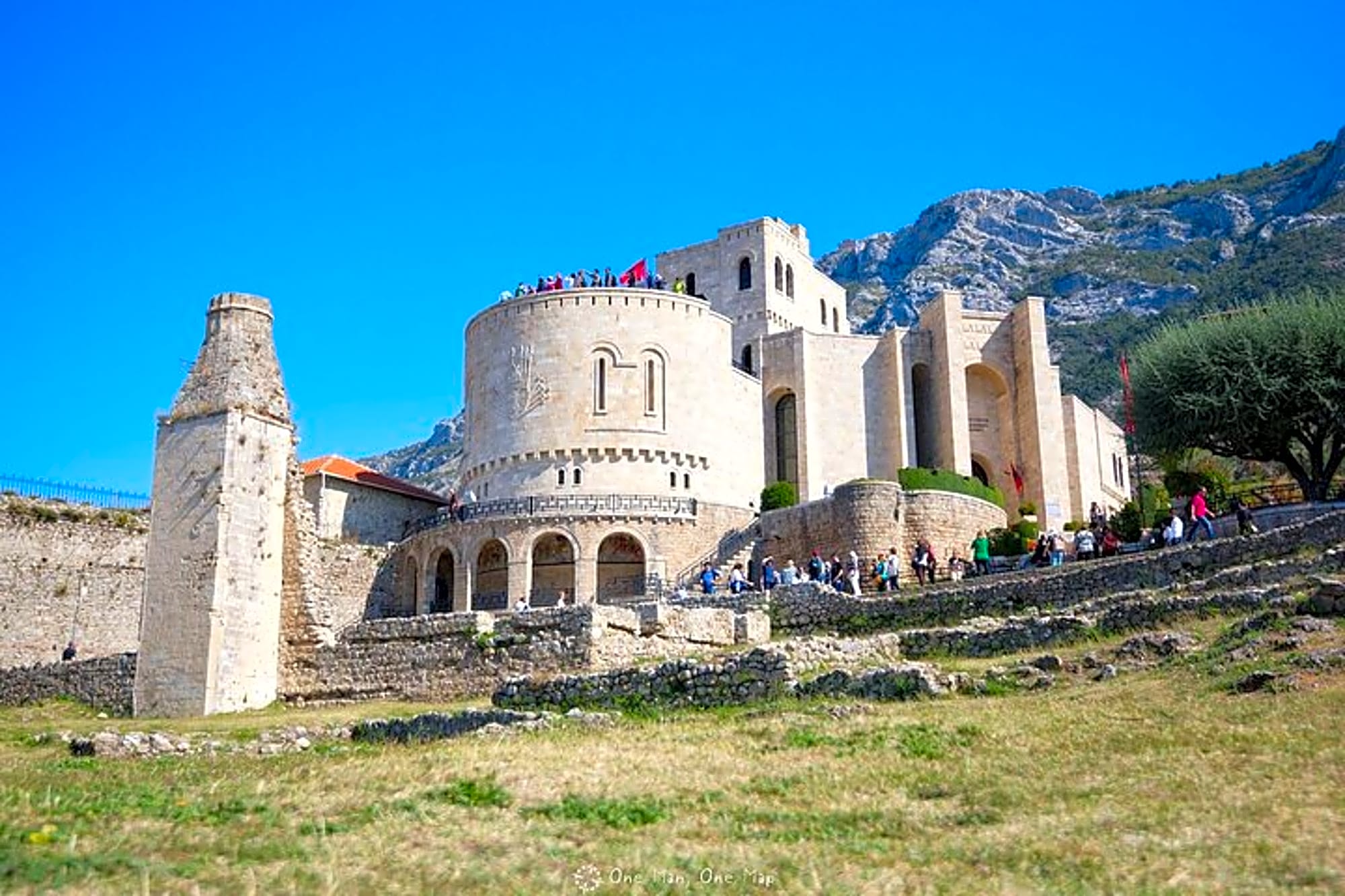 From Durrës Golem: Kruja Castle and Old Bazaar Tour - Image 1