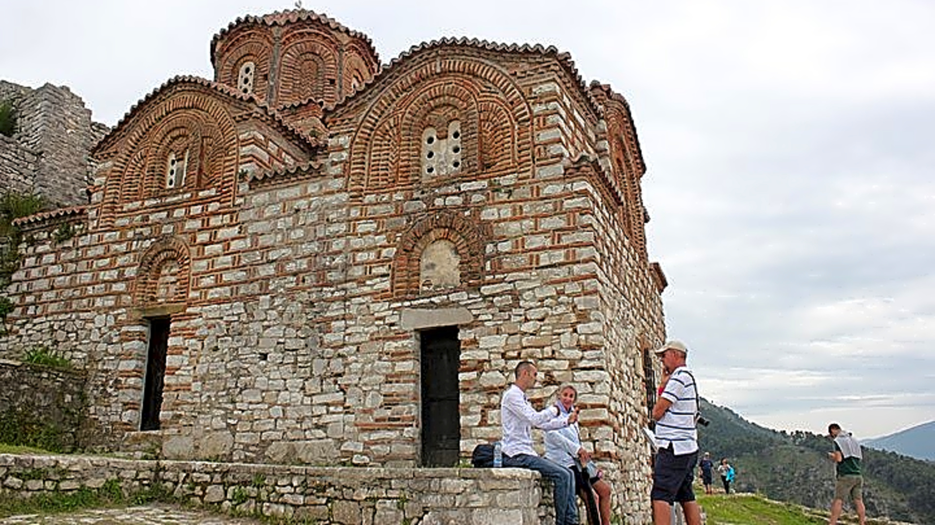 From Tirana to Berat: City Tour&Cooking Class at Mama Nina - Albania