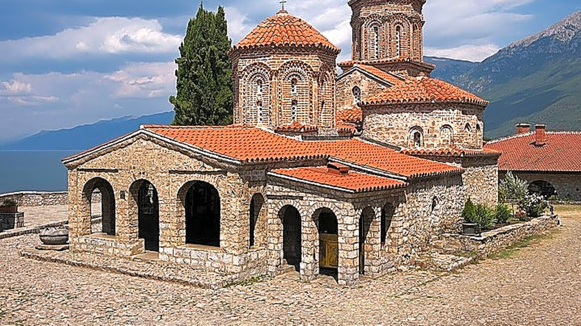 Hidden Europe Tour - Albania