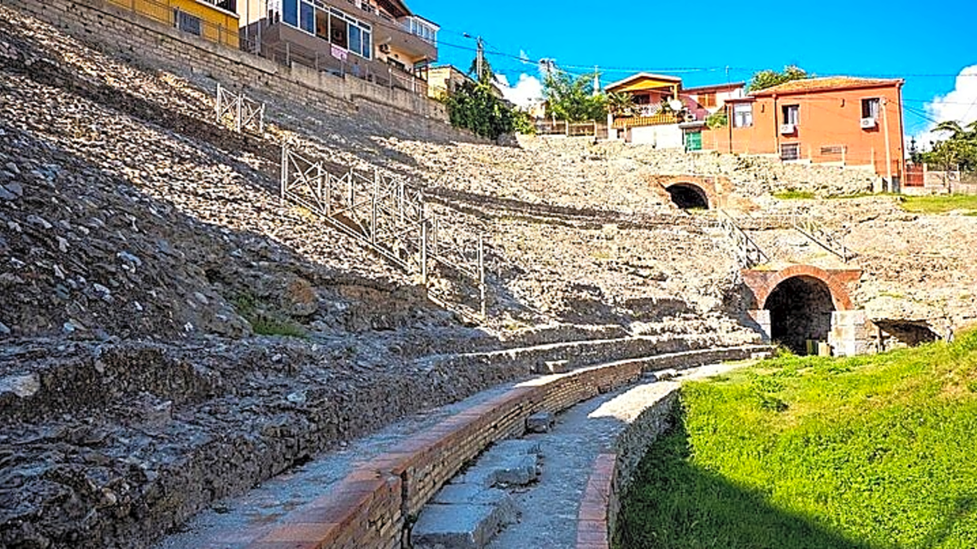 Albania: Half-Day Private Tour of Durres from Tirana with Lunch - Albania