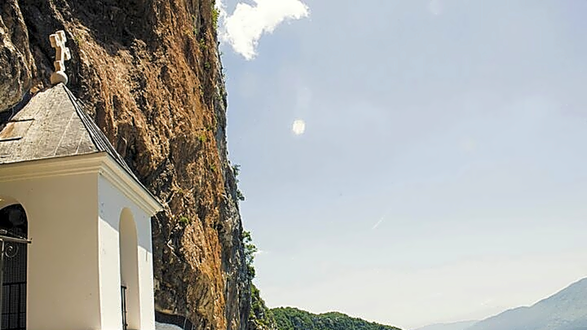 Private transfer from Podgorica to Ostrog monastery (minivan) - Montenegro