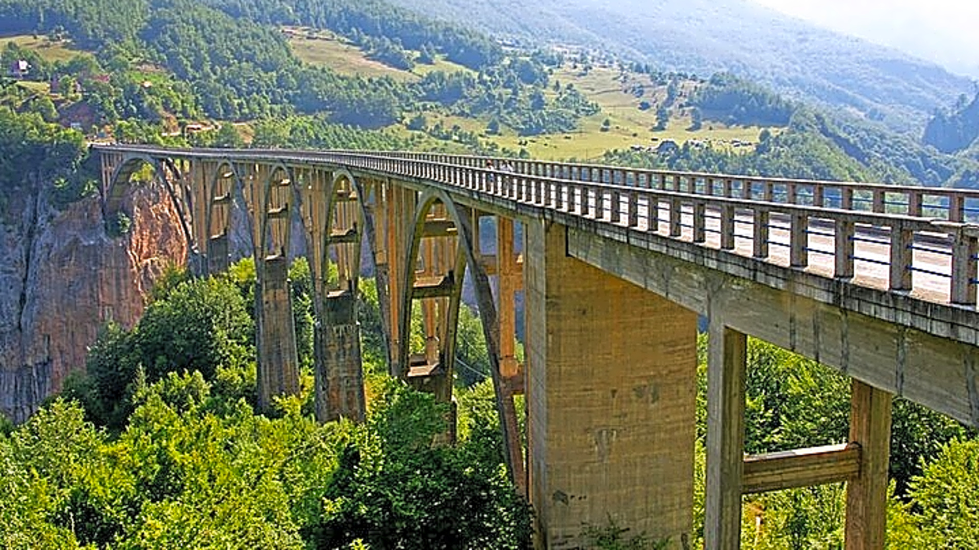 Shared Day Trip in Durmitor and Tara in Montenegro - Montenegro